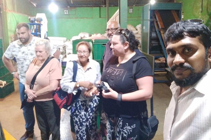 Откройте для себя Шри-Ланку вместе с Ласитом Де Сильвой