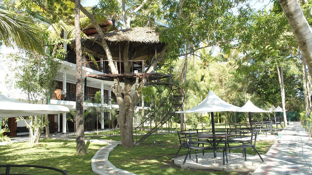 Отель Будди Самудра, Курунегала