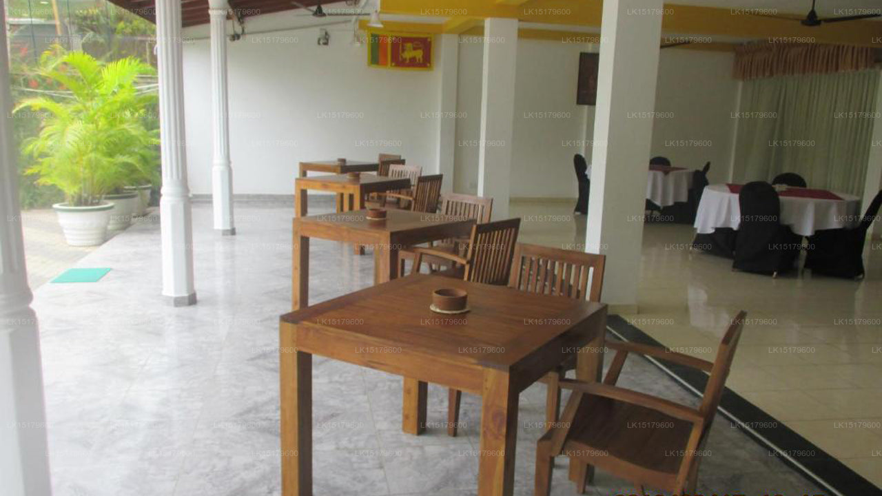 Larn's Villa, Wadduwa