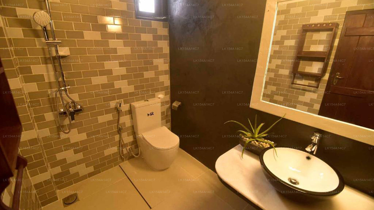 Лагуна Хиру, Негомбо