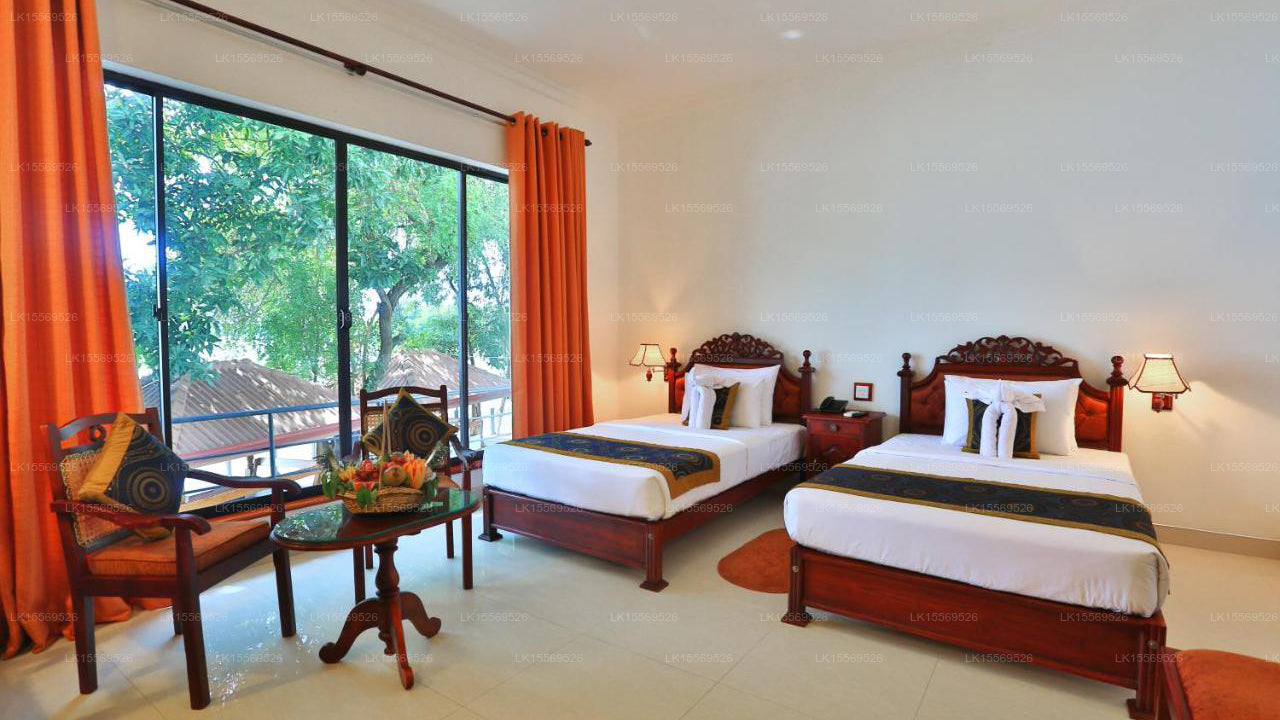 Centuria Lake Resort, Embilipitiya