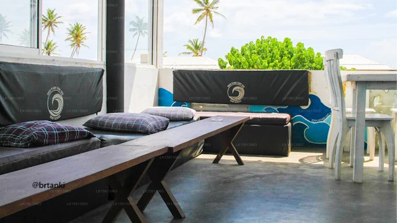Coco Plant Surf Inn, Midigama