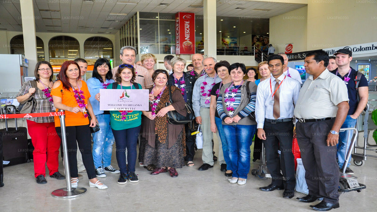 Mattala Airport (HRI) to Ahungalla City Private Transfer