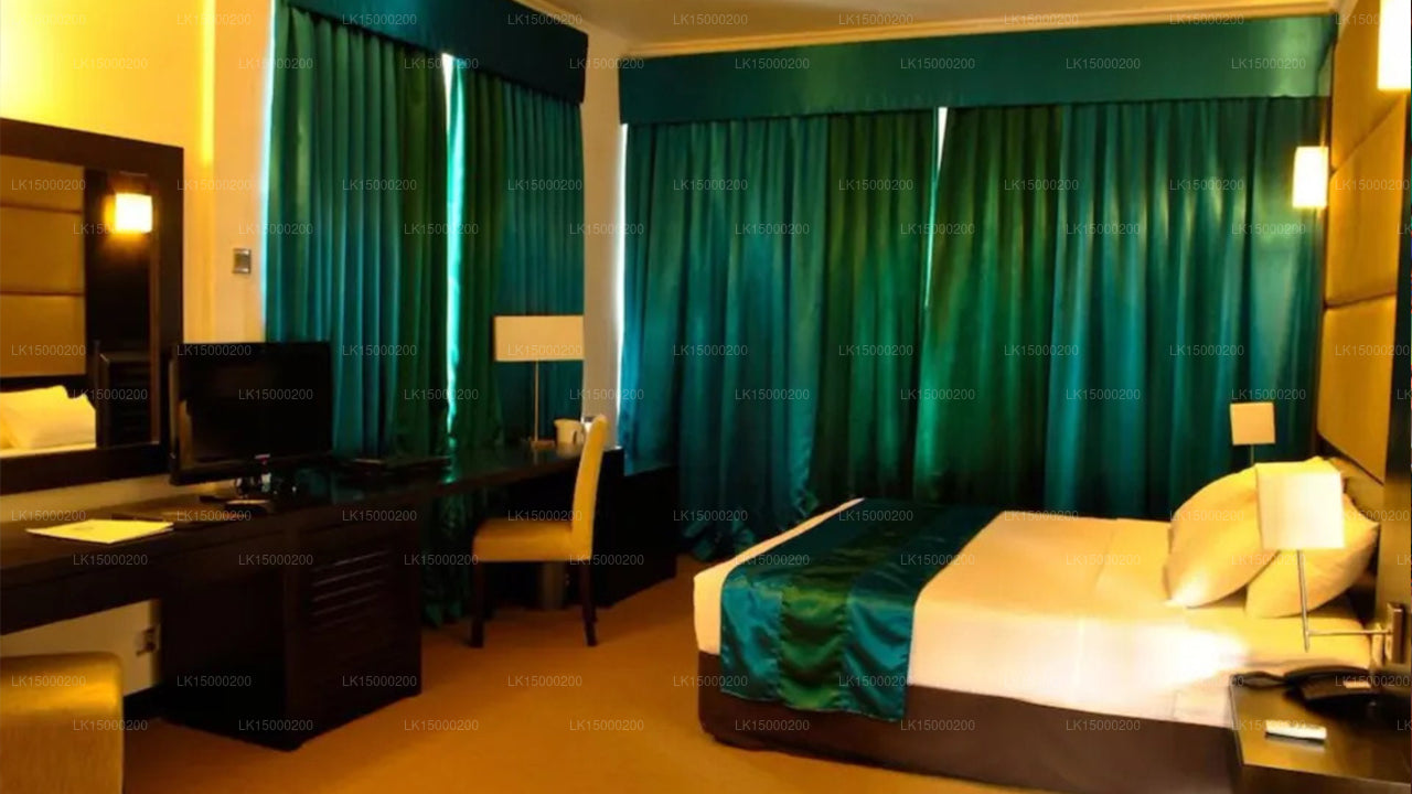 Отель «Пикок Бич», Хамбантота