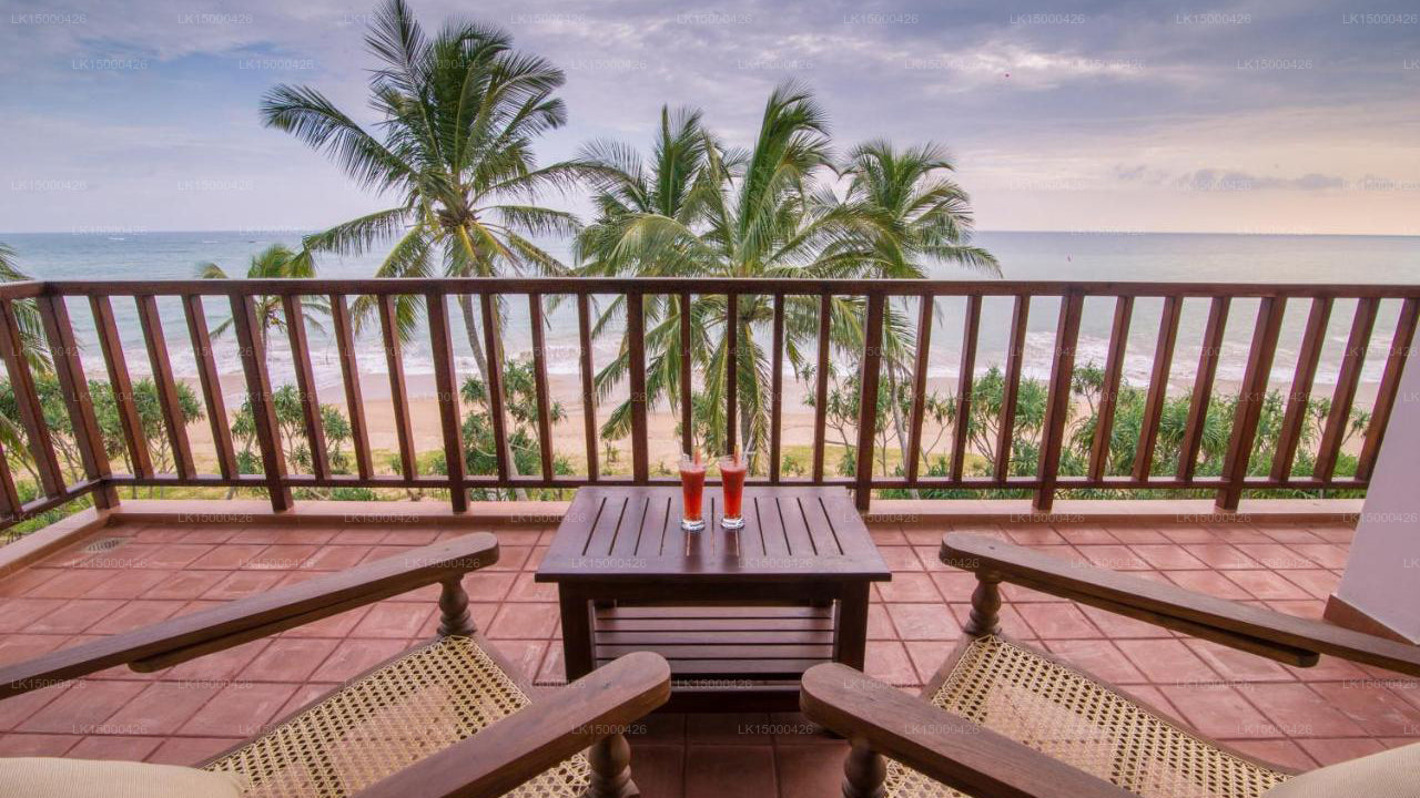 Курорт Ананья Бич, Тангалла