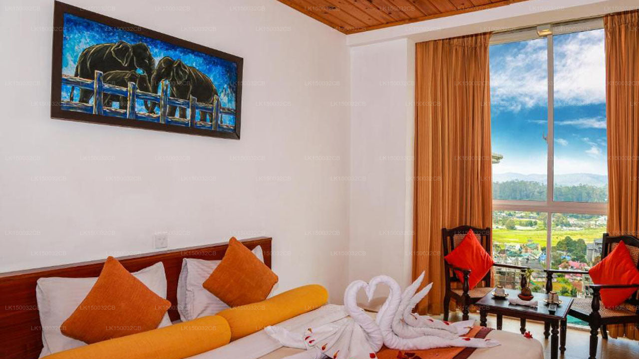 Оук Рэй Саммер Хилл Бриз, Нувара Элия