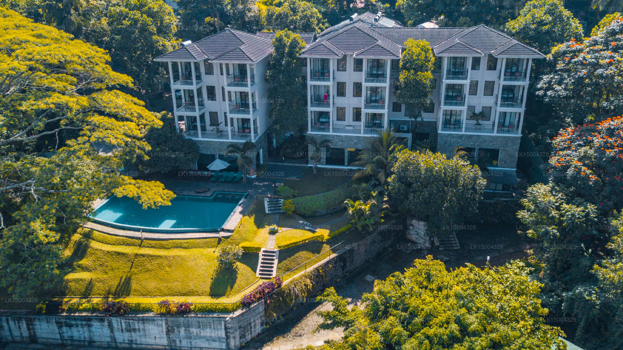 Mount Randholee Resorts & Spa, Kandy