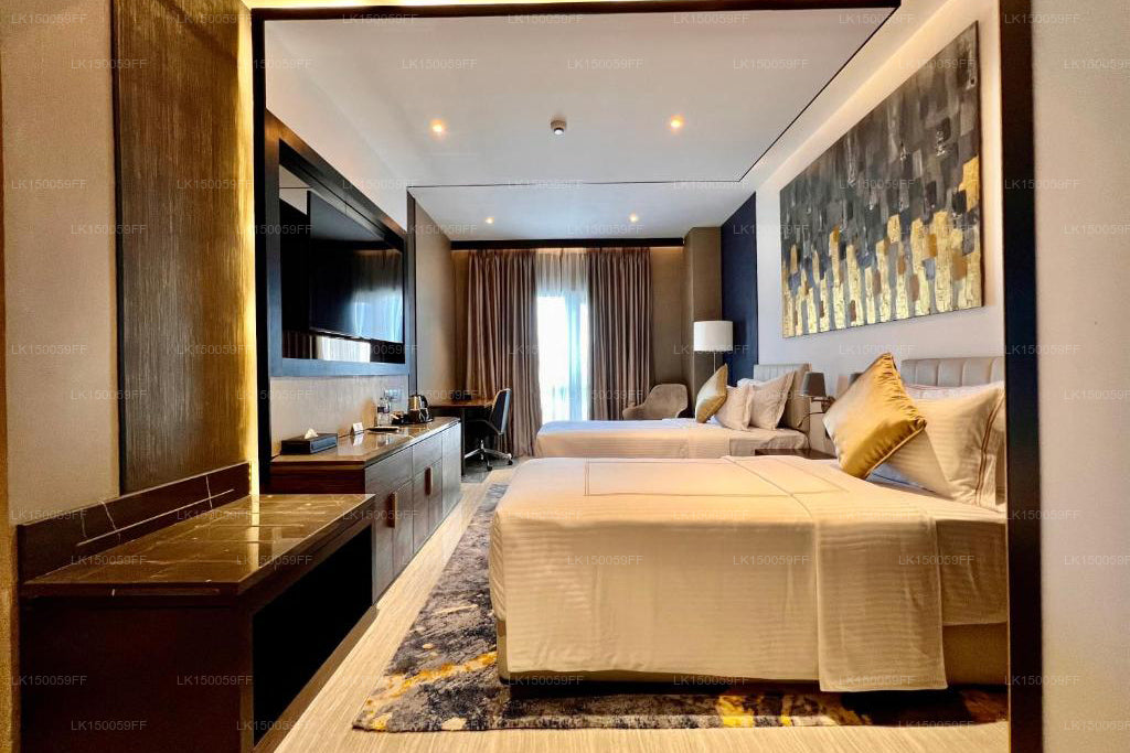 Зест Метрополь, Коломбо