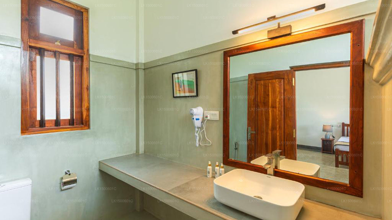 Бутик Serenity, Унаватуна