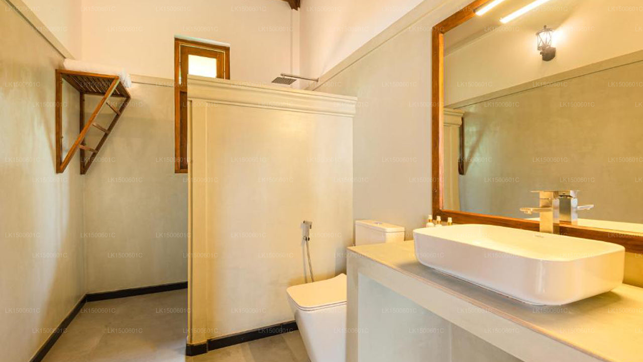 Бутик Serenity, Унаватуна