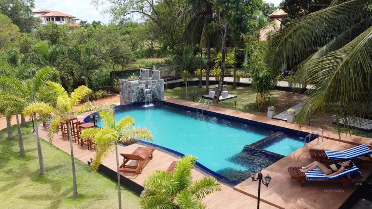 Отель Уайт Лэнд Сити, Дамбулла