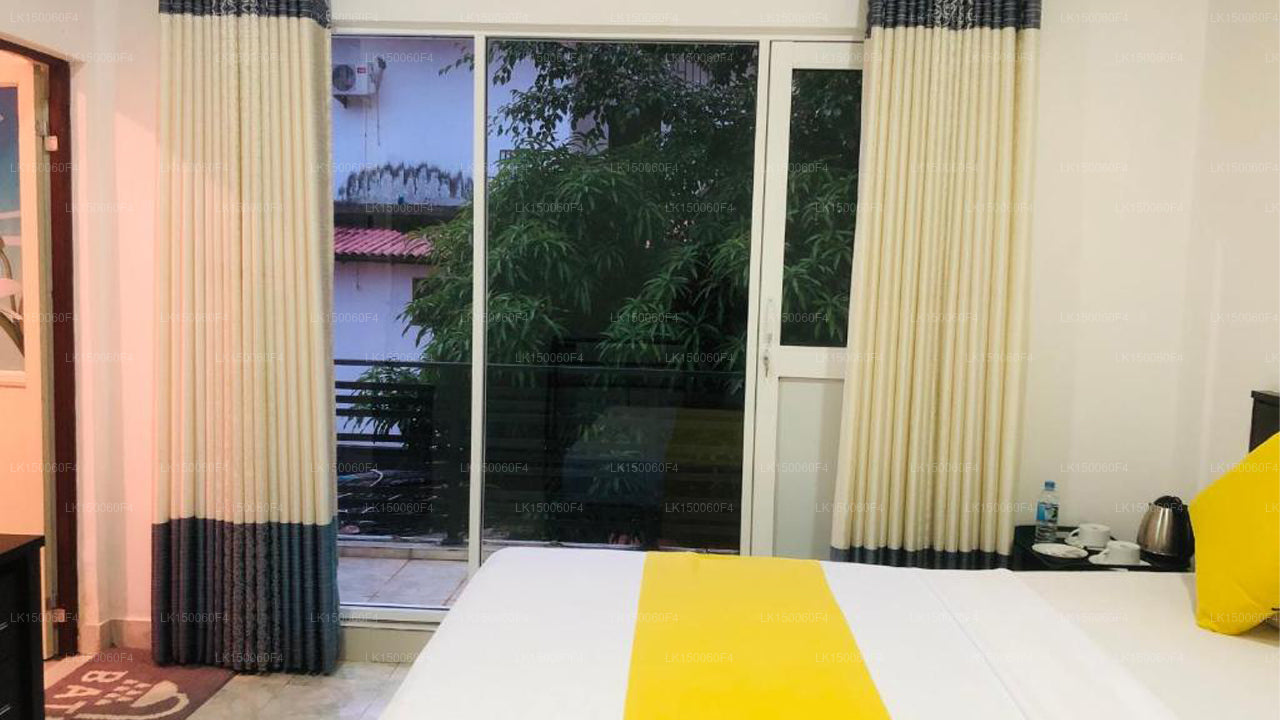 Отель Уайт Лэнд Сити, Дамбулла