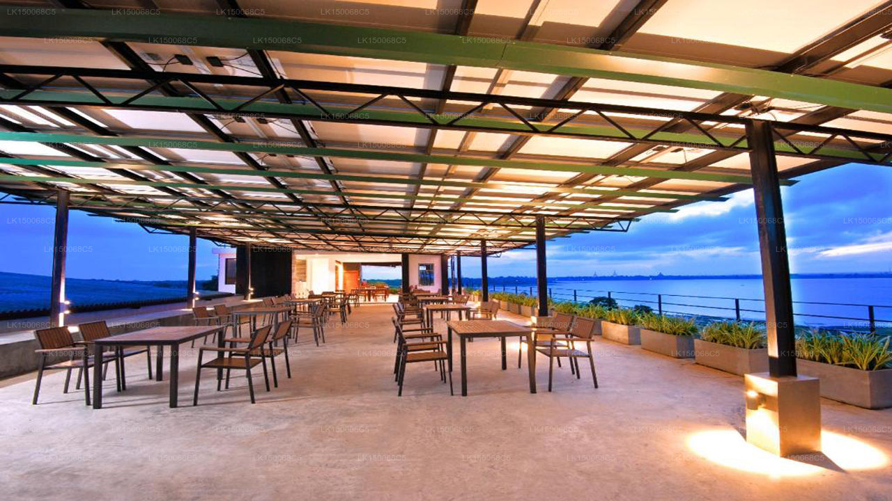 Отель «Лейк Форест», Анурадхапура