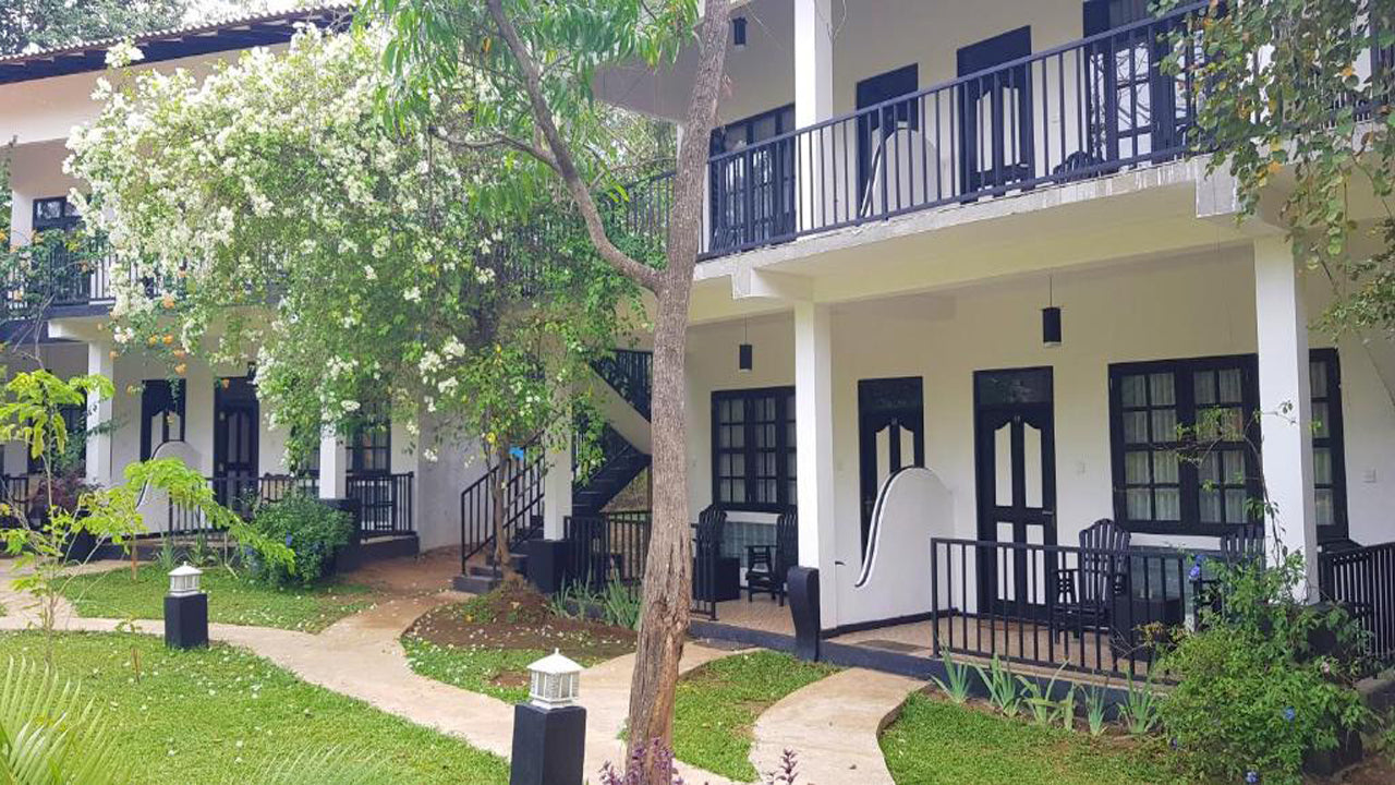 Эко-деревня «Цветочный сад», Сигирия