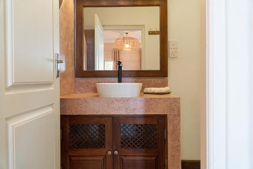 Отель для медленных веганов в Мириссе