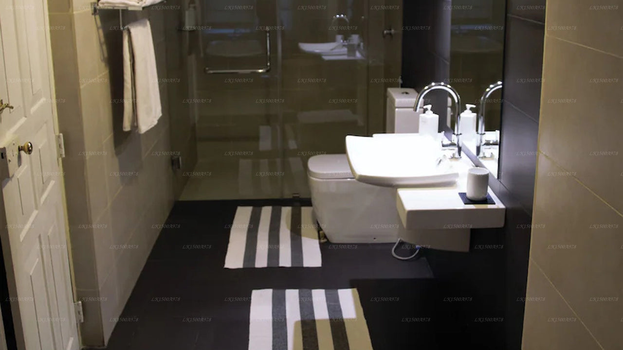 Бунгало Фернклифф, Нувара Элия