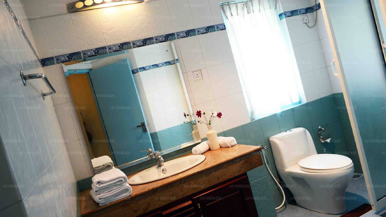 Элла Хиллкрест