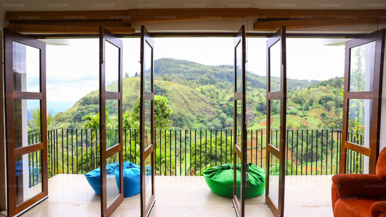 Элла Хиллкрест