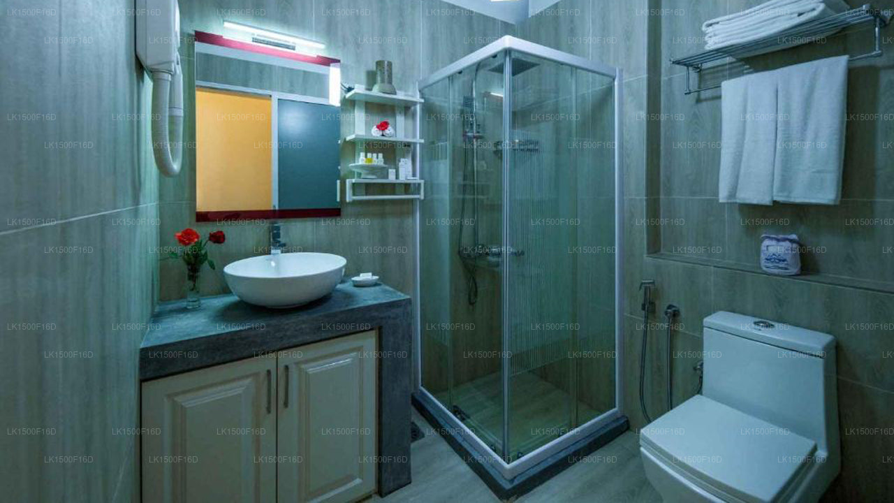 Плавающая горная вилла, Нувара Элия