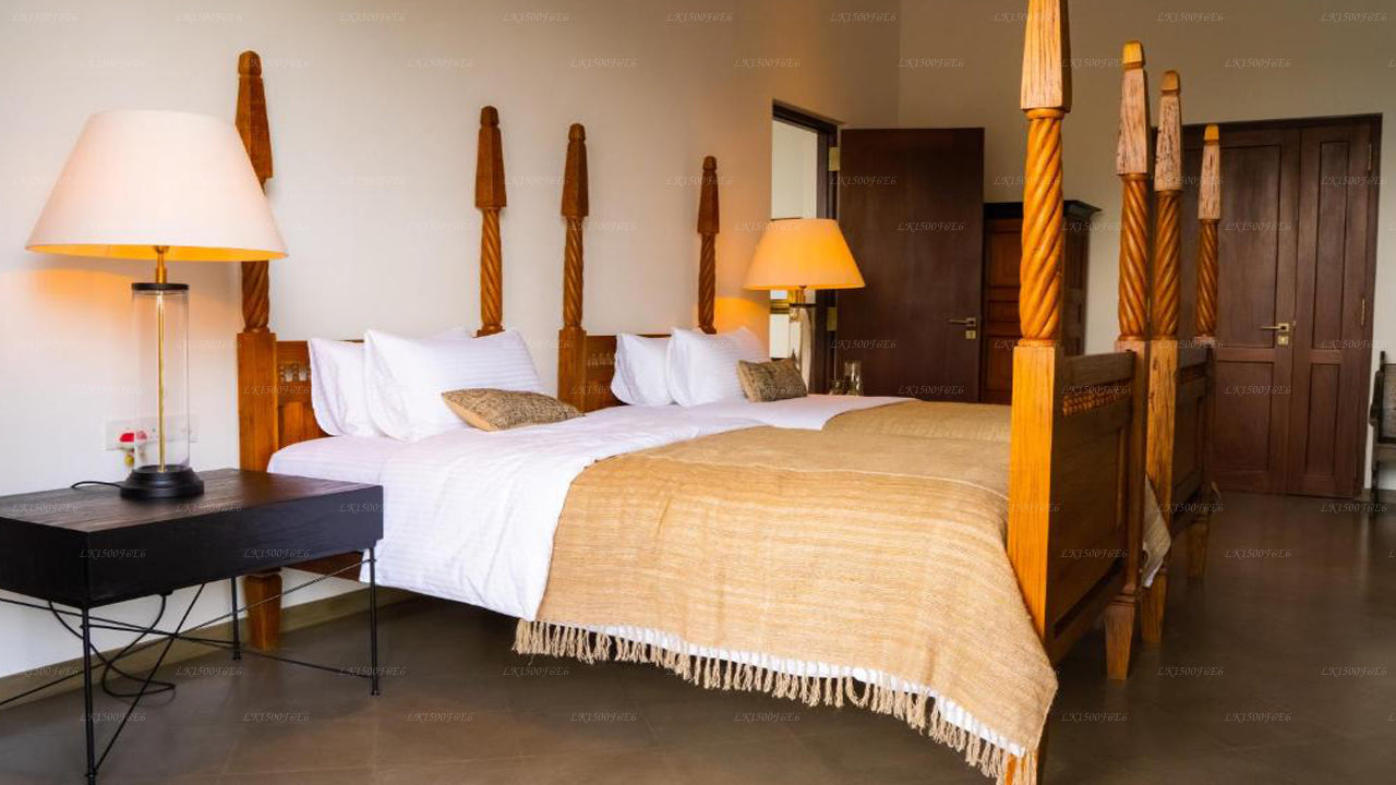 Лили Под, панадура