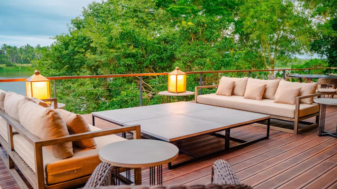 Лили Под, панадура