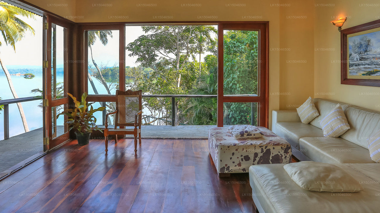 Коттедж Саут-Пойнт, Ахангама