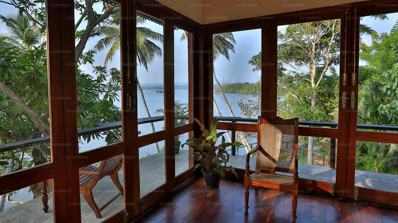 Коттедж Саут-Пойнт, Ахангама