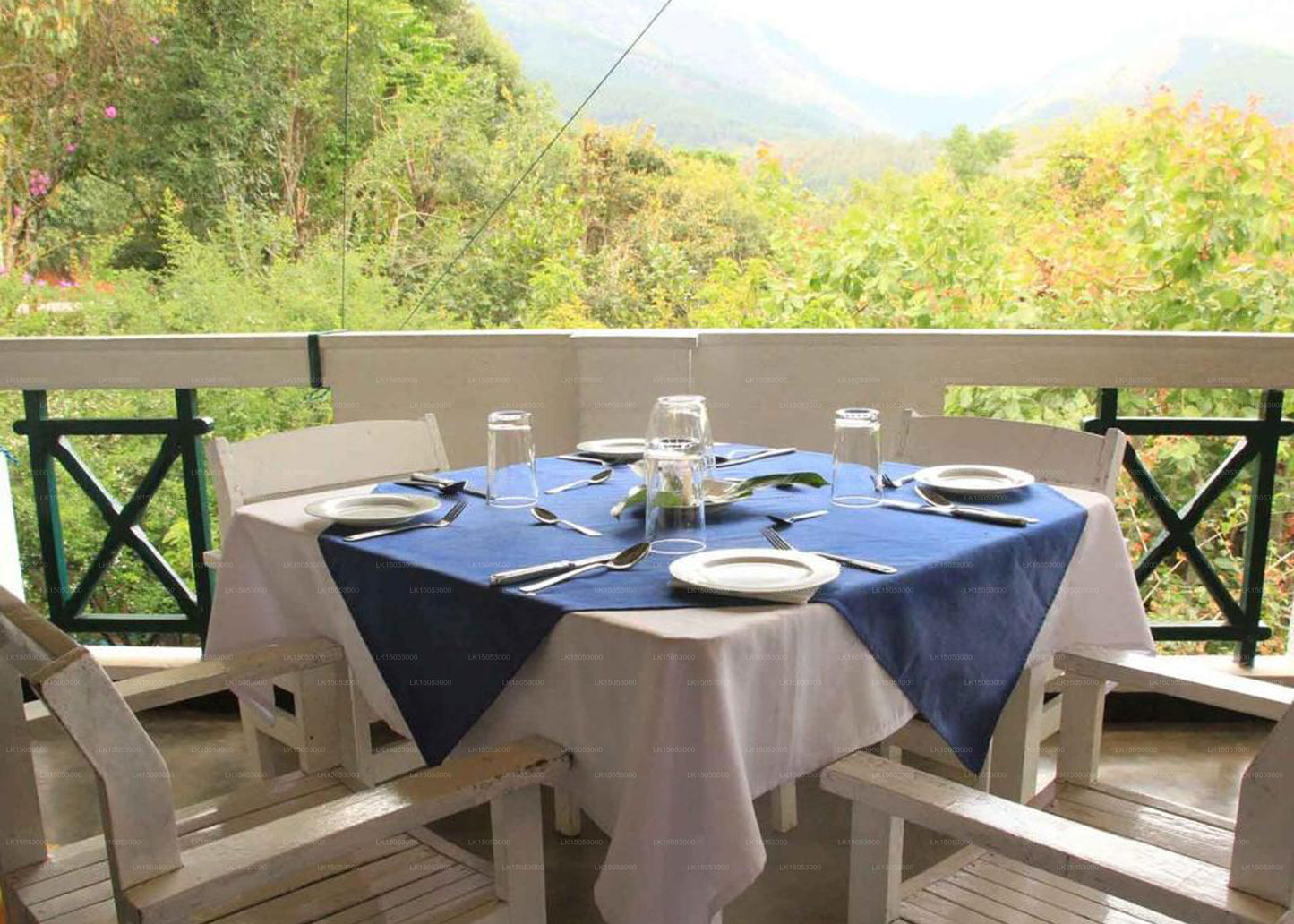 Курорт Ривер Гарден, Белихулоя