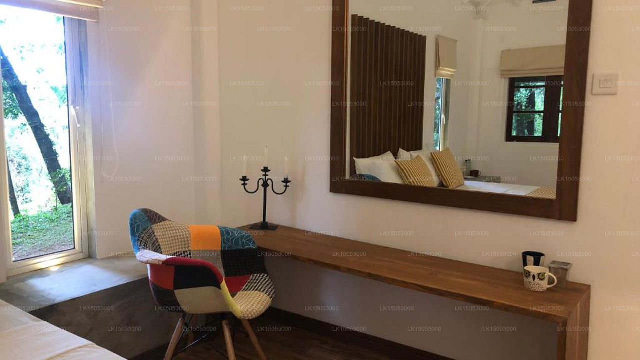 Курорт Ривер Гарден, Белихулоя