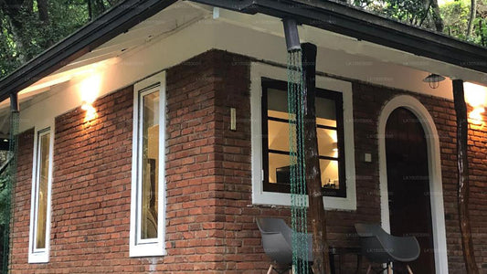 Курорт Ривер Гарден, Белихулоя