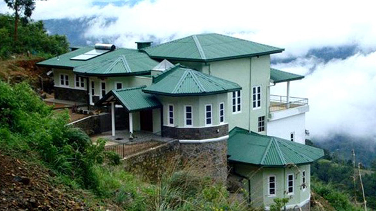 Отель Blackwood и бунгало с видом на окрестности, Хапутале