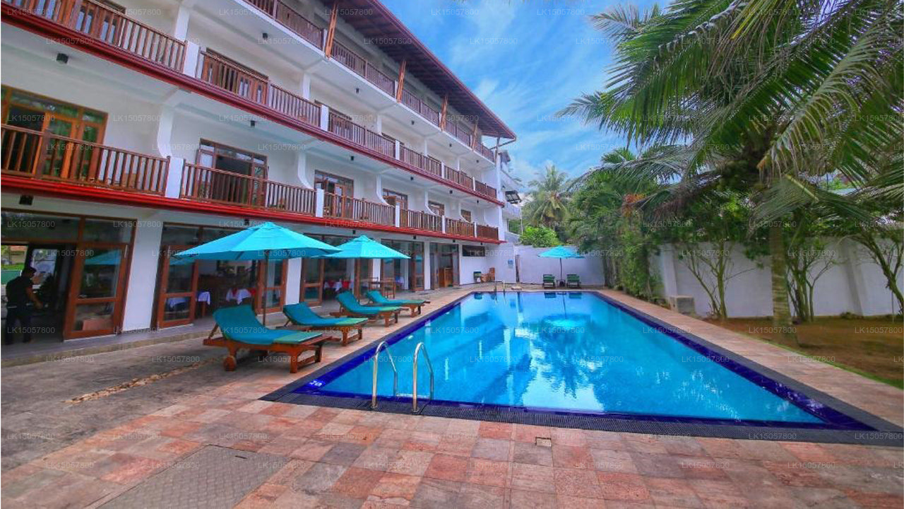 Rockside Beach Resort, Induruwa