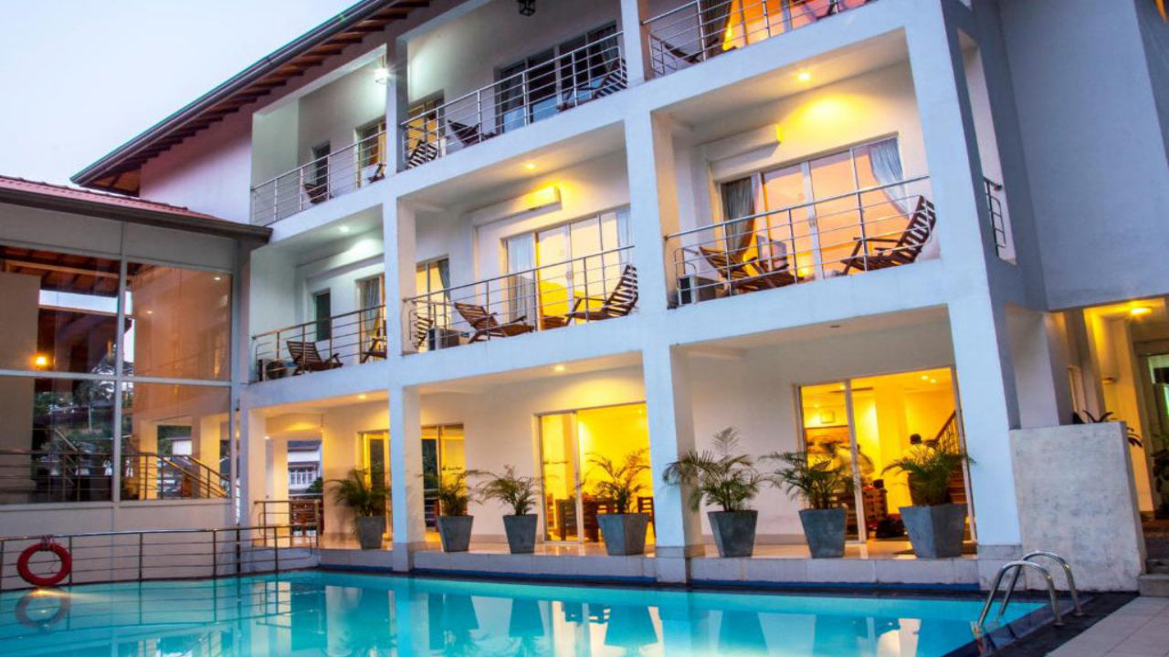 Отель Сенани, Канди