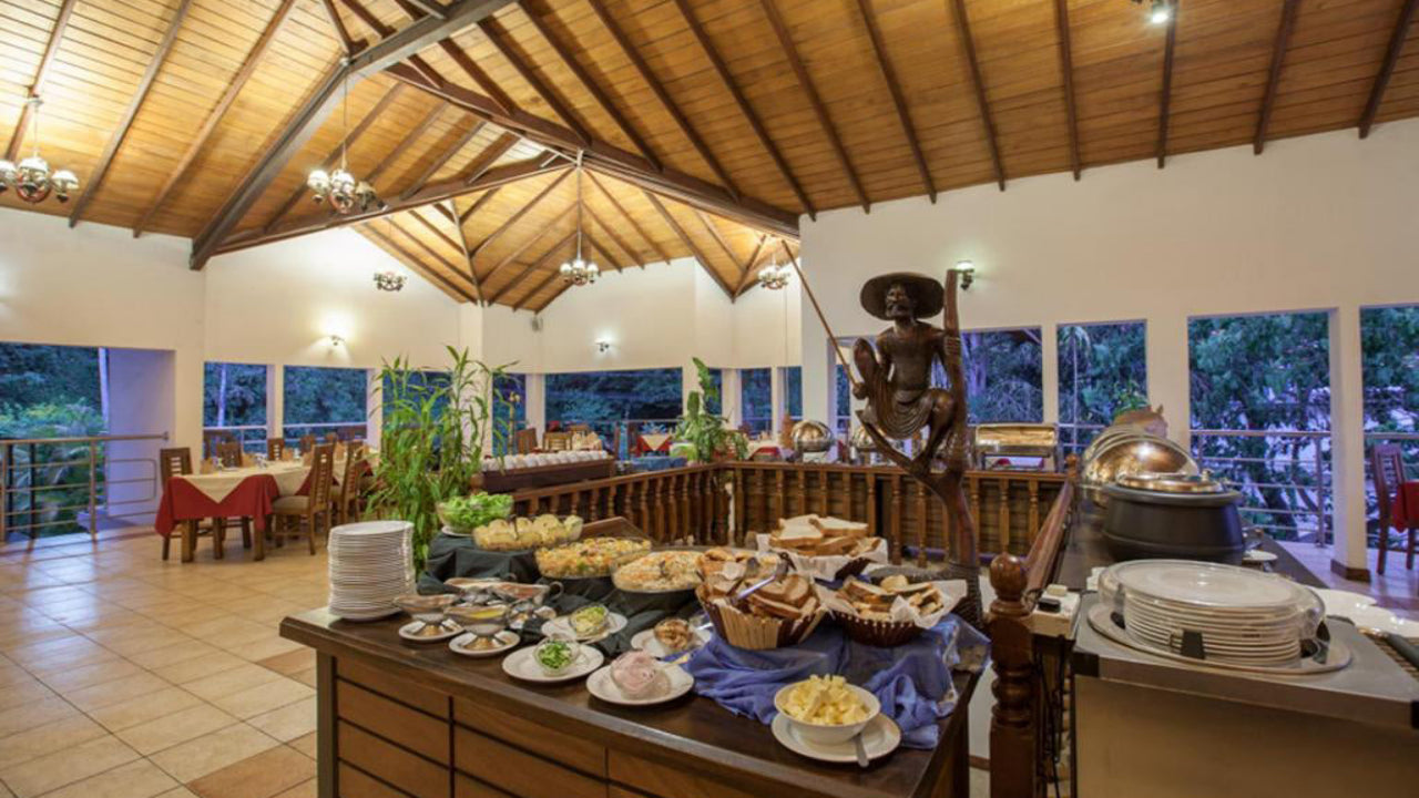 Отель Сенани, Канди