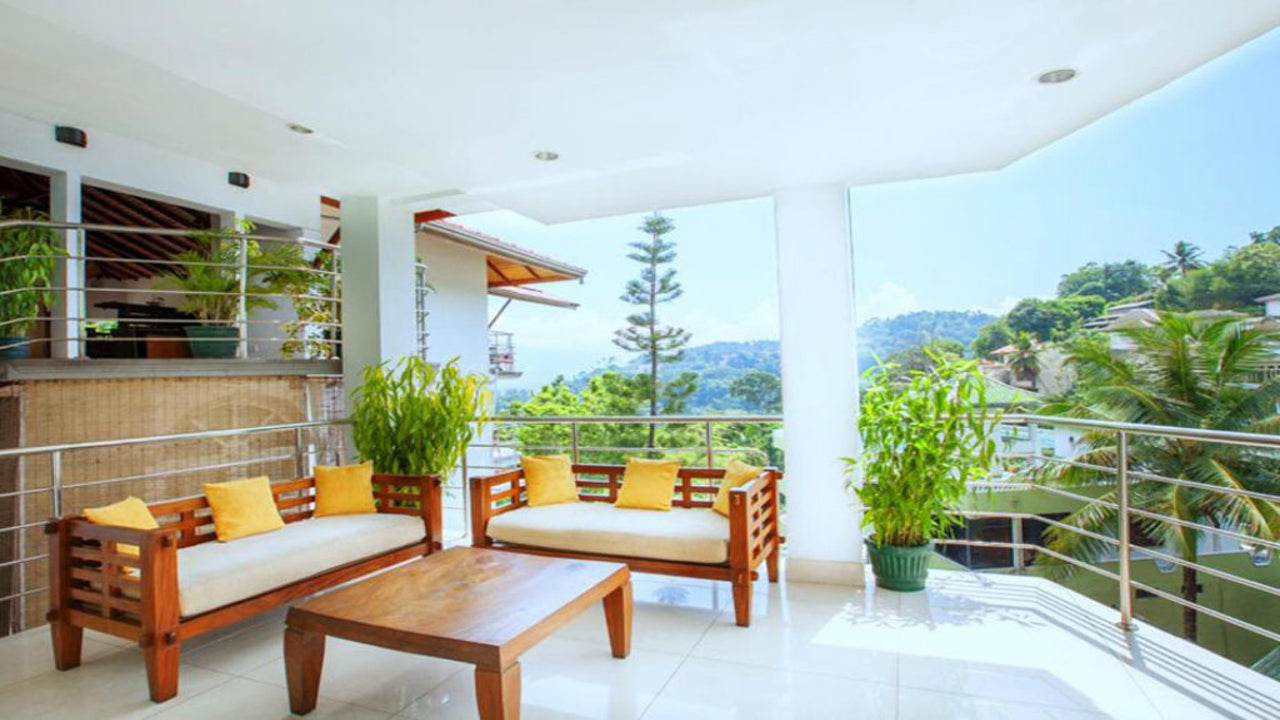 Отель Сенани, Канди