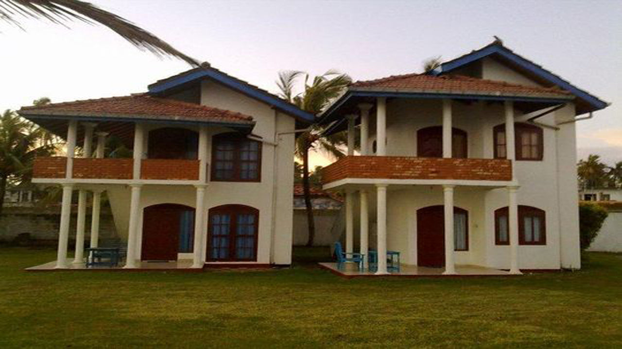 Пляжные домики Lace Rock, Ахангама