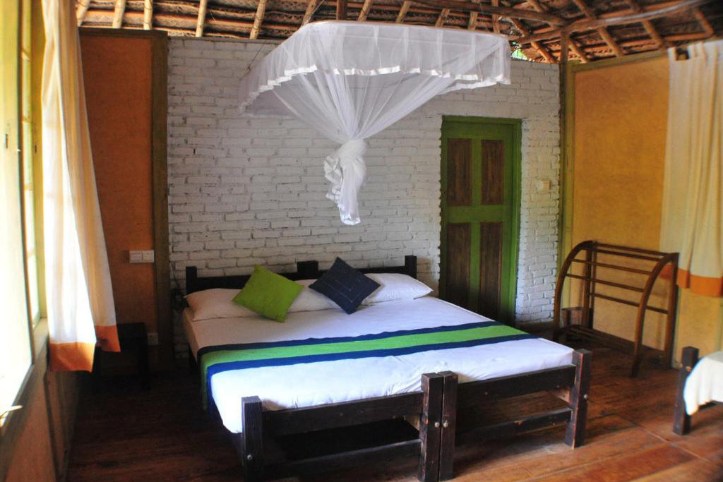 Back of Beyond: «Дикая гавань», «Дехигаха Эла», «Сигирия»