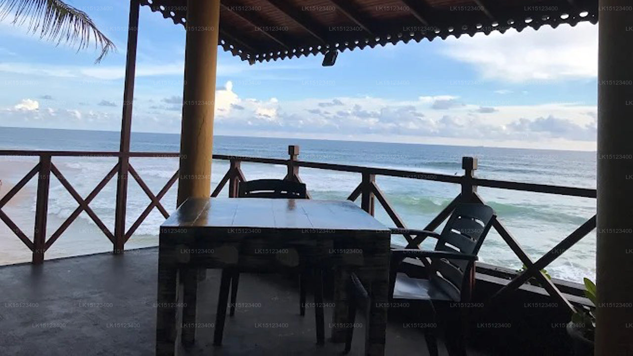 New Imperial Hotel, Hikkaduwa