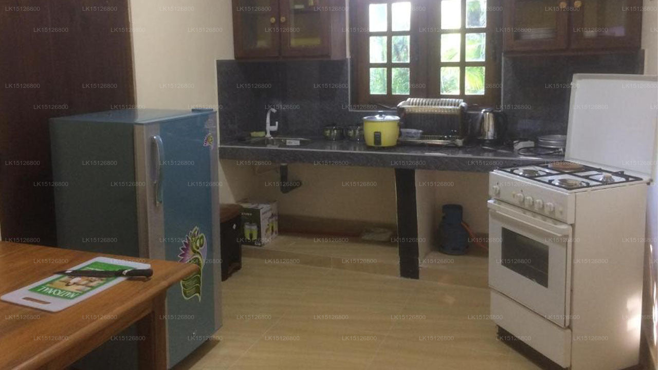 Отель Surasa, Курунегала