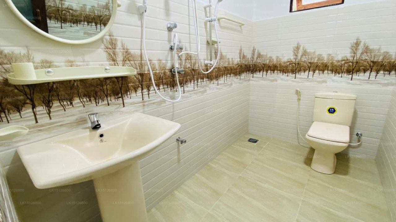 Отель Surasa, Курунегала