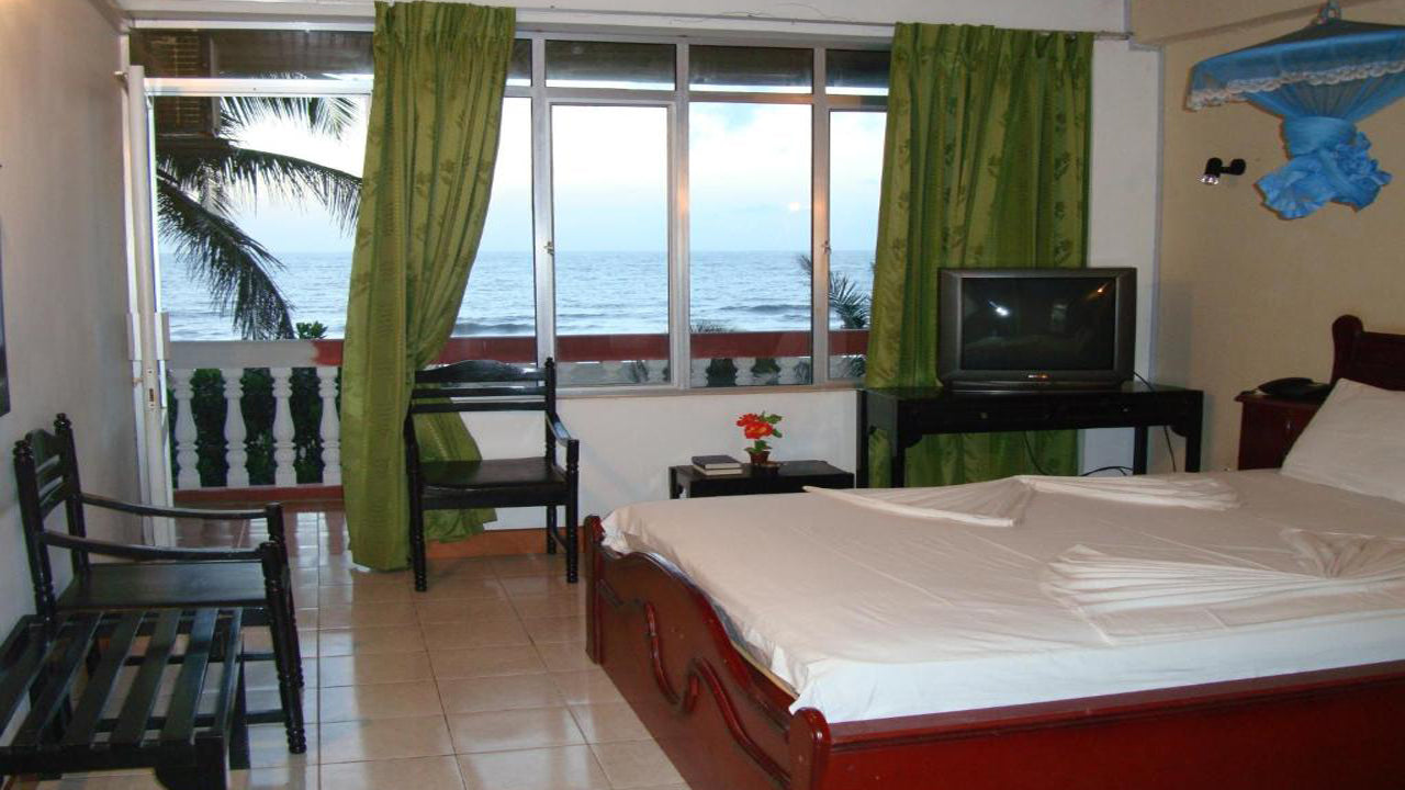 Пляжный отель Topaz, Негомбо