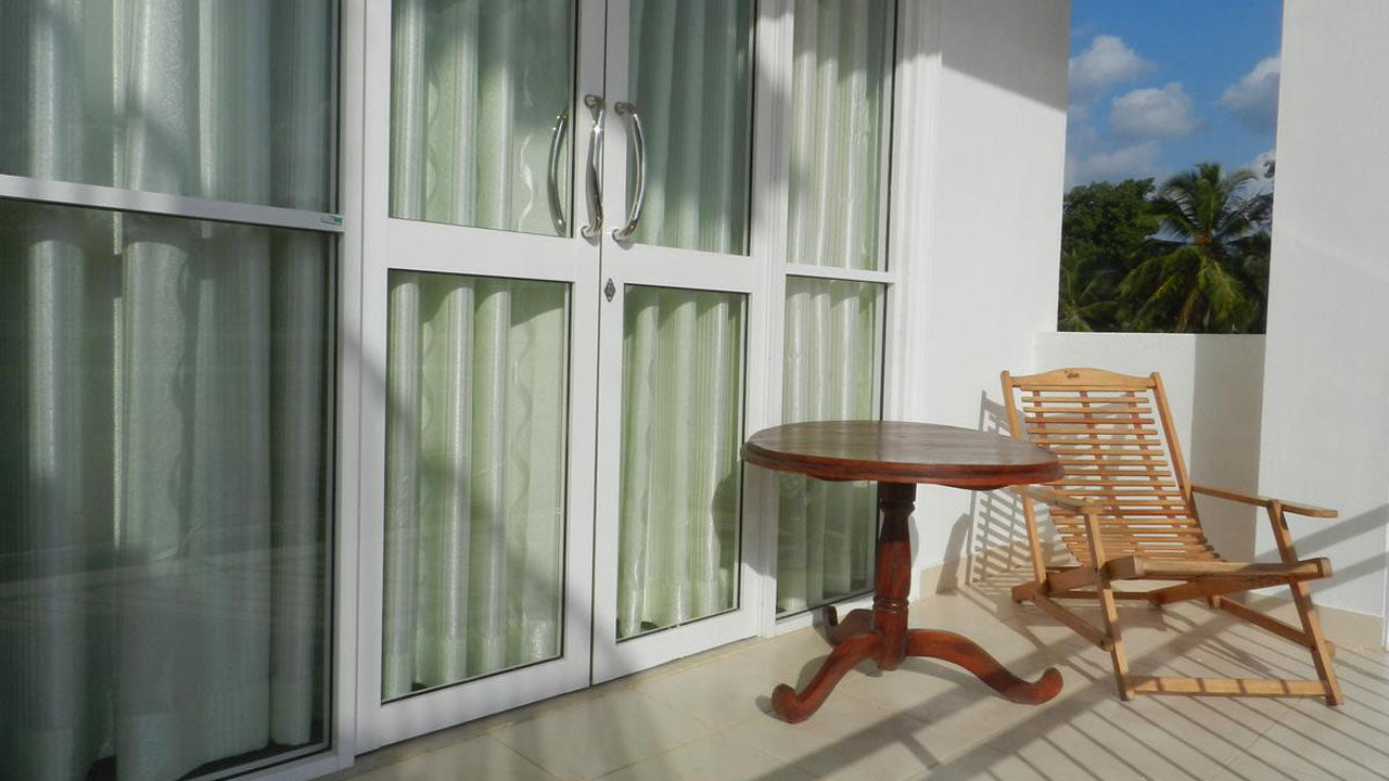 Отель «Парадиз», Курунегала