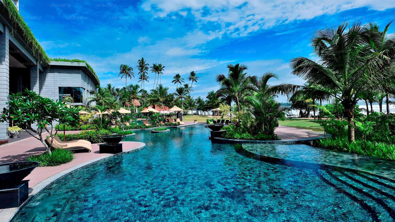 Курортный спа-отель «Велигама Бэй Марриотт», Велигама