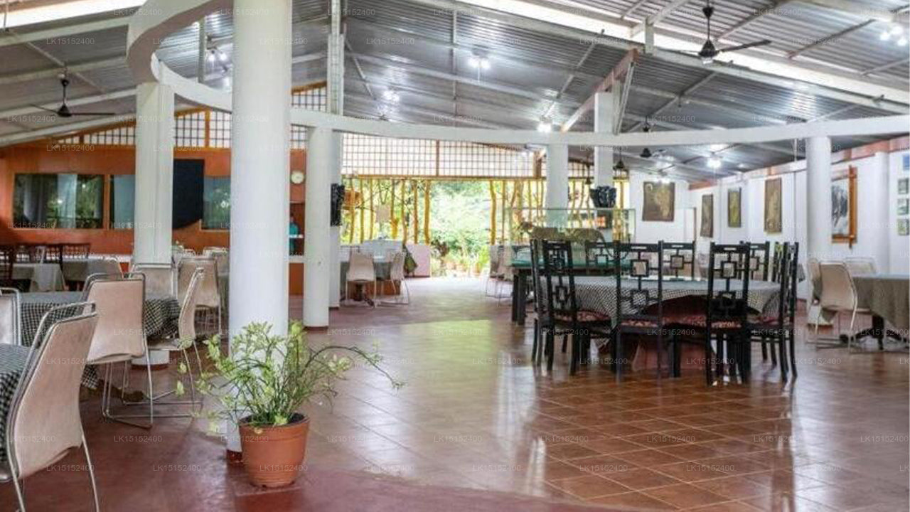 Udawalawa Safari Village Hotel, Udawalawe