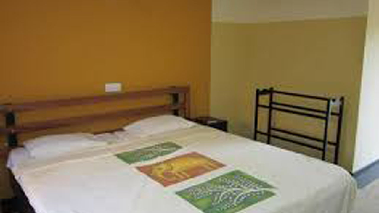 Отель Chamila, Катарагама