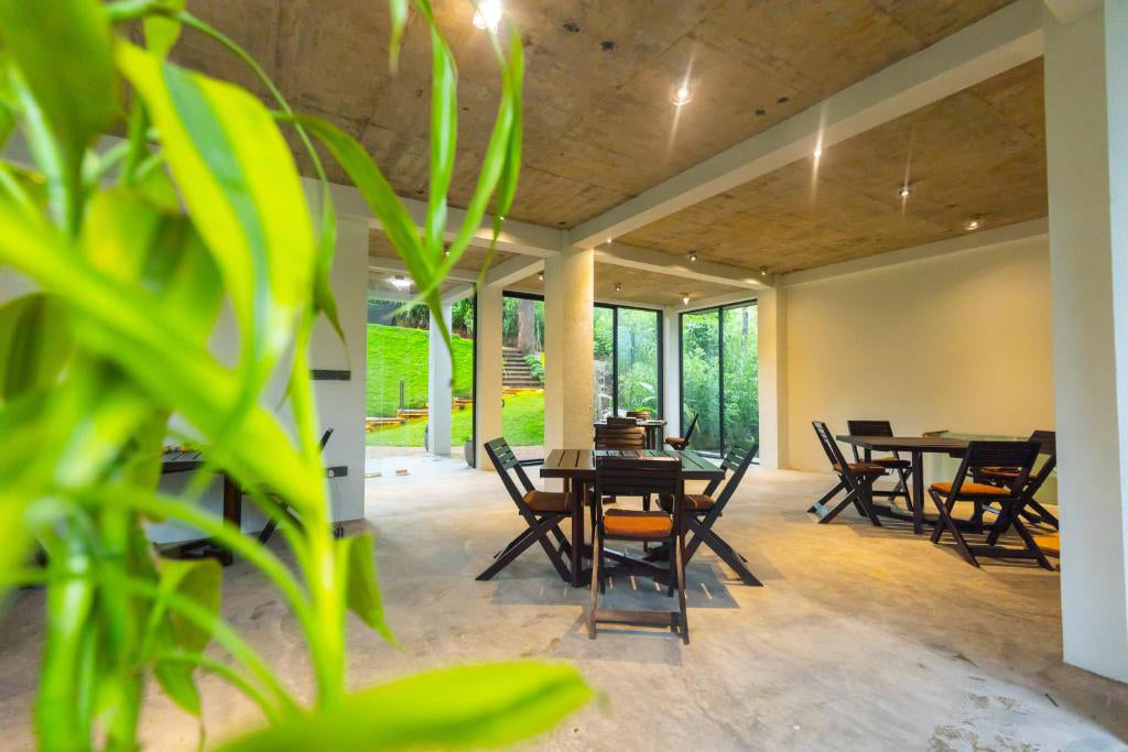 Намара Грин, Элла, Элла