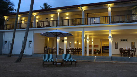 The Beach Hotel Oasis Bridge, Ambalangoda