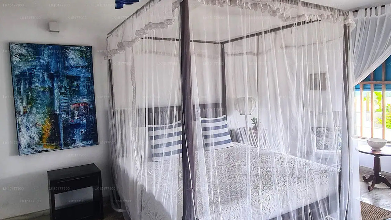 Coco Mari Beach Villa, Hikkaduwa