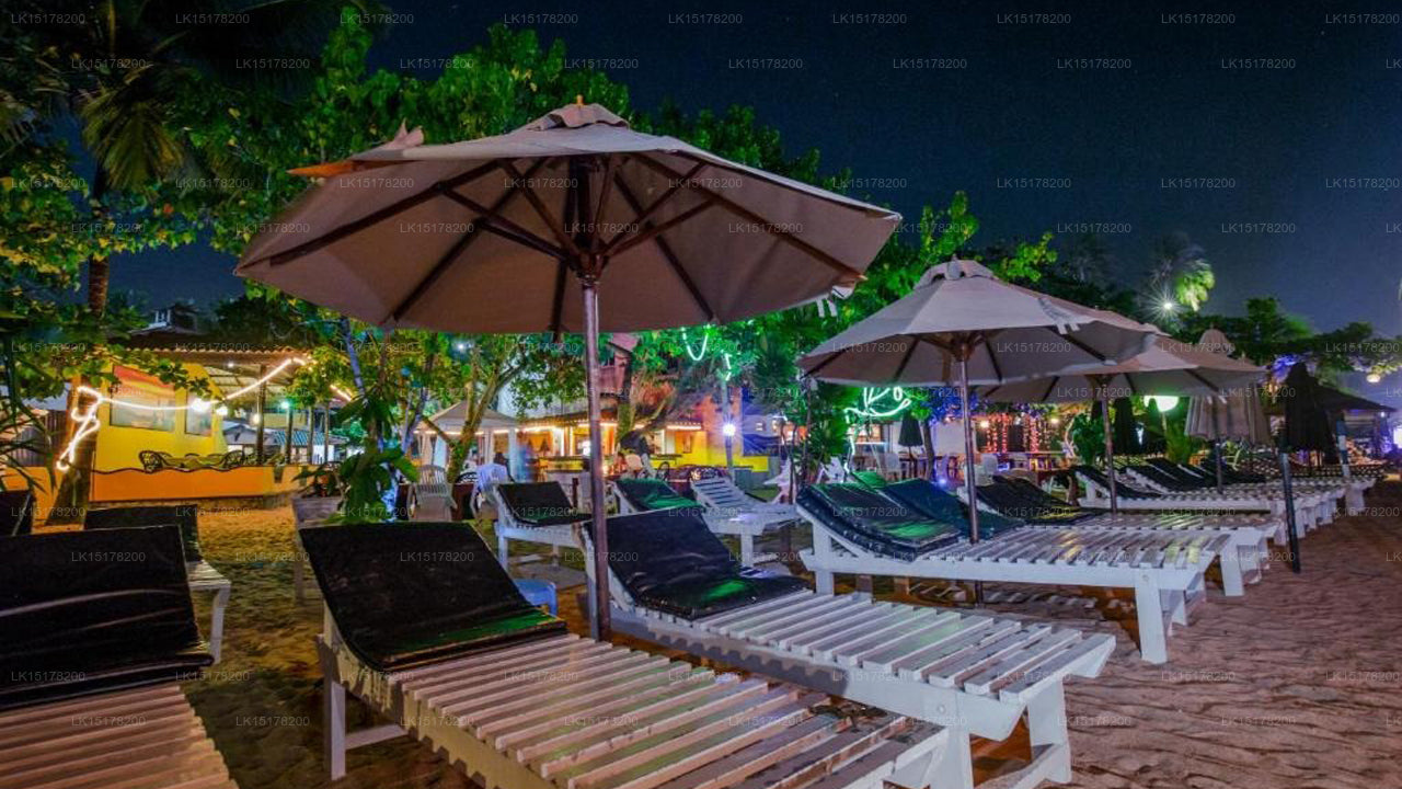 Sea View Beach Hotel And Restaurant