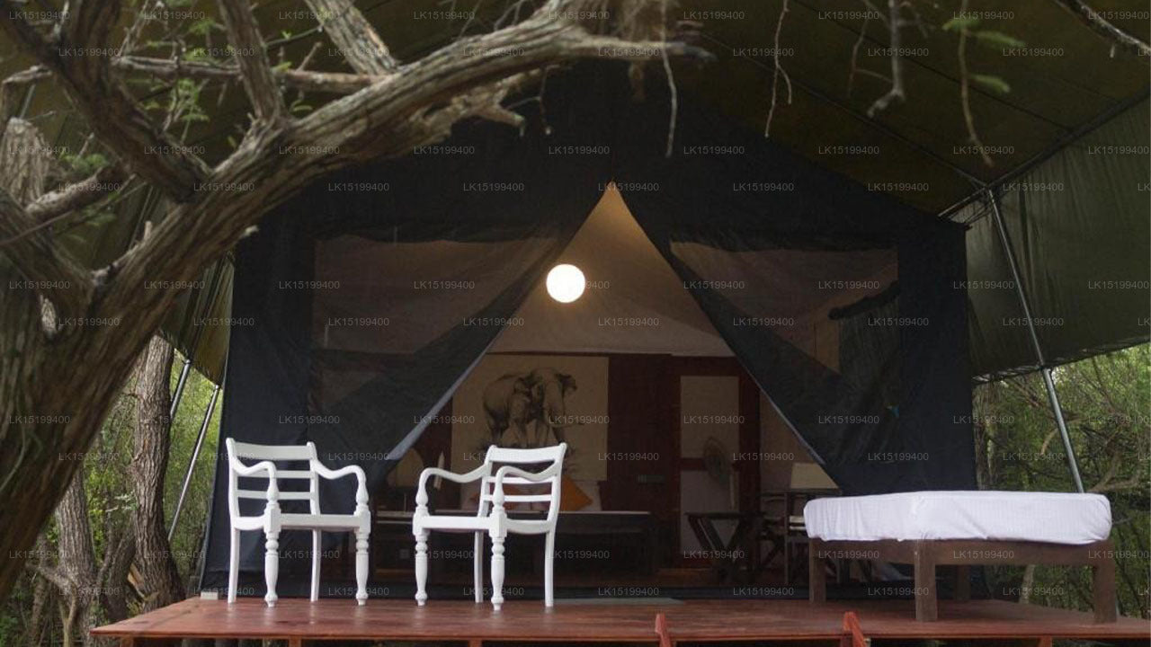 Слоновье озеро, Яла